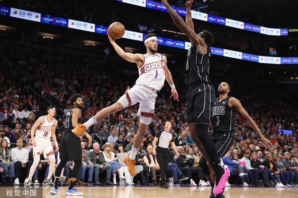 他们战术的 他们战术的